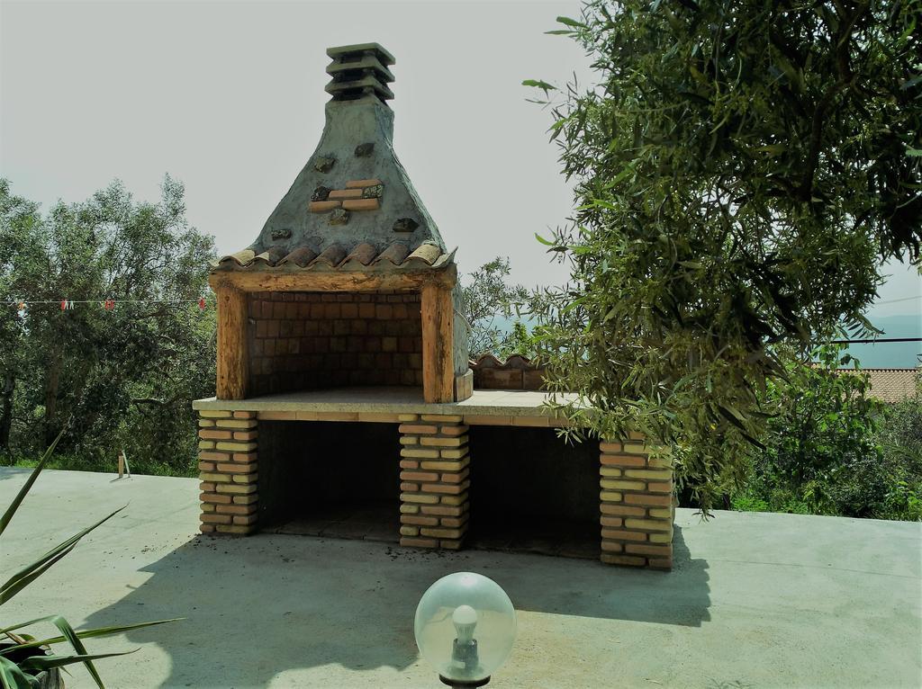 Serranello Azienda Agricola Apartment Bono  Luaran gambar